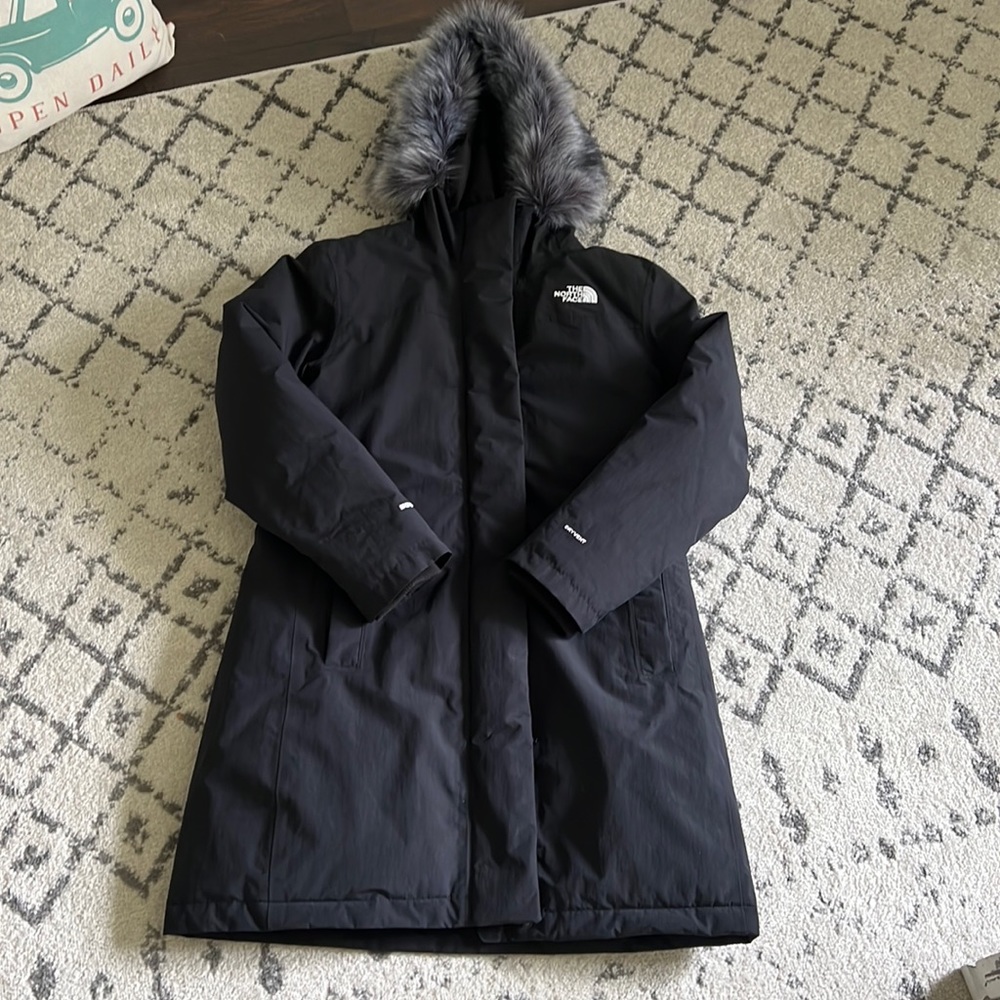 The North Face Women’s Arctic Parka Large